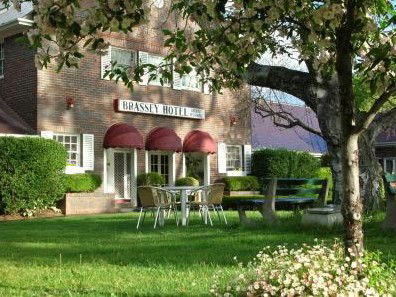 Brassey Of Canberra - Geraldton Accommodation 0