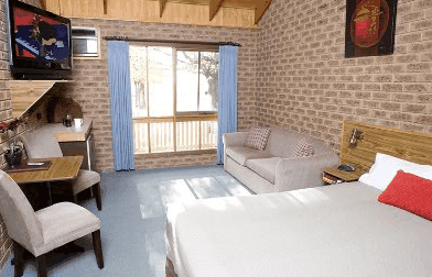 Beechworth Carriage Motor Inn - Geraldton Accommodation 2