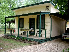 Pioneer Garden Cottages - Geraldton Accommodation 0