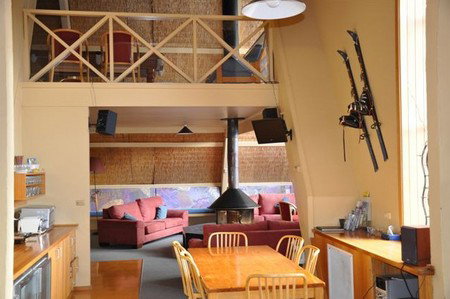 Ripparoo Ski Lodge - Geraldton Accommodation 2