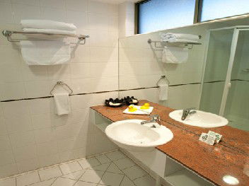 The Waverley International Hotel - Geraldton Accommodation 2
