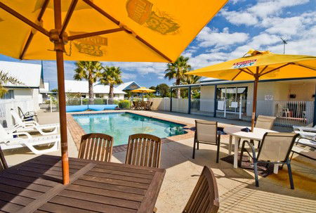 Torquay Tropicana Motel - Geraldton Accommodation 0