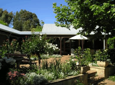 The Noble Grape - Geraldton Accommodation