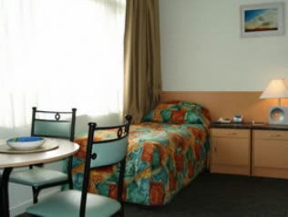 Bailey's Motel - Geraldton Accommodation 2