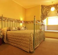 The Russell Hotel - Geraldton Accommodation