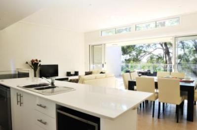 Absolute Beachfront Opal Cove Resort - Geraldton Accommodation 3