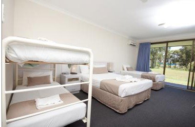Island Palms Motor Inn - Geraldton Accommodation 2