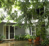 Rum Jungle Bungalows - Geraldton Accommodation