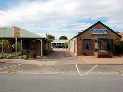 Lake Albert Motel - Geraldton Accommodation 0