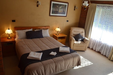 Bright Colonial Inn Motel - Geraldton Accommodation 3