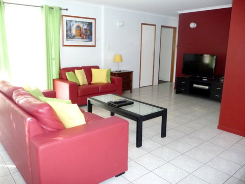 The Shores Holiday Apartments - Geraldton Accommodation 4