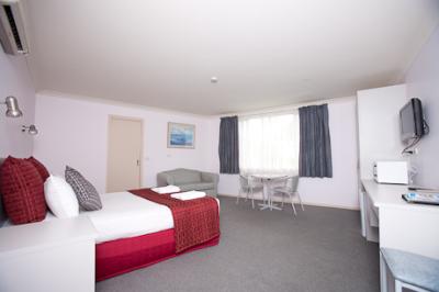 Hume Villa Motor Inn - Geraldton Accommodation 3