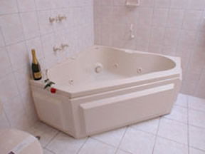 Hume Villa Motor Inn - Geraldton Accommodation 4