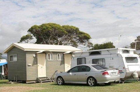BIG4 Rollingstone Beach Caravan Resort - Geraldton Accommodation 2