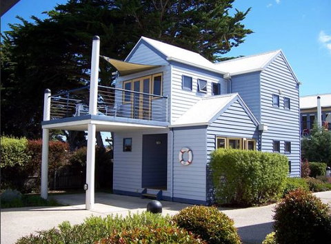 Rayville Boat Houses - Geraldton Accommodation 0