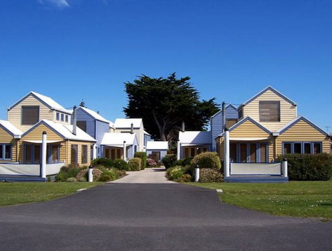 Rayville Boat Houses - Geraldton Accommodation 1