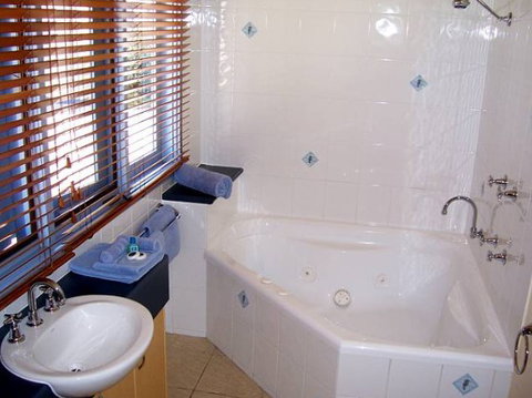 Rayville Boat Houses - Geraldton Accommodation 4