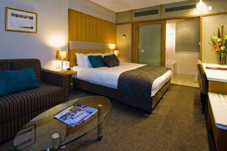 Downtowner On Lygon - Geraldton Accommodation 8
