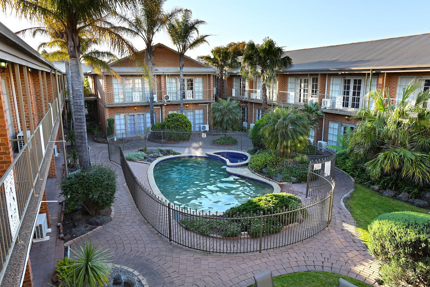 Montmorency VIC Geraldton Accommodation