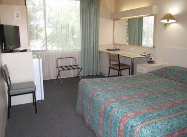 Lake Wyangan ACT Geraldton Accommodation