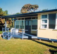 Eskavy Beach House - Geraldton Accommodation