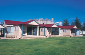 The Mac's Beachfront Villas - Geraldton Accommodation 0