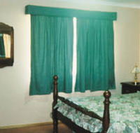 Oxley Farm - Geraldton Accommodation