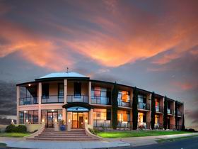 Kangaroo Island Seafront Resort - Geraldton Accommodation 0