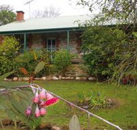 Naimanya Cottage - Geraldton Accommodation