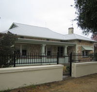 Naracoorte Cottages - MacDonnell House - Geraldton Accommodation