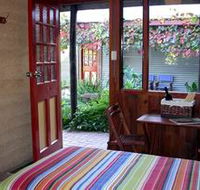 Red Poles - Geraldton Accommodation