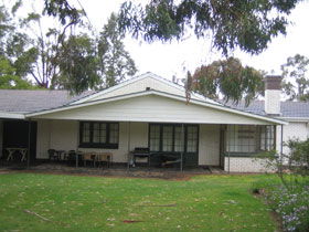 Naracoorte Cottages - Pinkerton Hill - Geraldton Accommodation 0