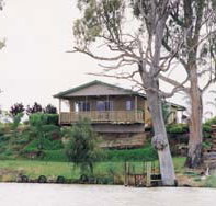Mundic Grove Cottage - Geraldton Accommodation