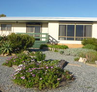 Oaklands Beach House - Geraldton Accommodation