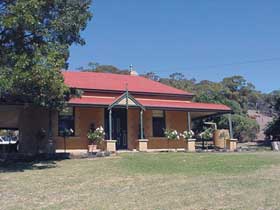 Precious Memories B&B - Geraldton Accommodation 0