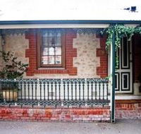 The Lion Cottage - Geraldton Accommodation