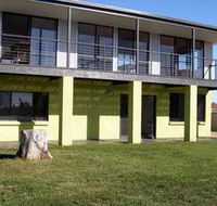 Sea Lime Beach House - Geraldton Accommodation