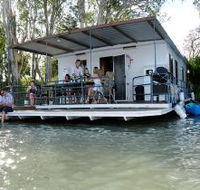 The Murray Dream Self Contained Moored Houseboat - Geraldton Accommodation