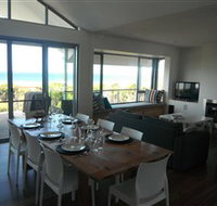Cassini Beach House - Geraldton Accommodation