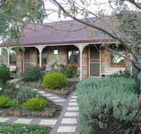 Langmeil Cottages - Geraldton Accommodation