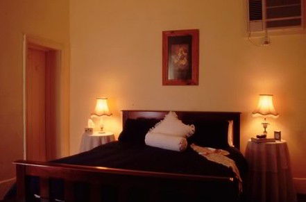 Walnut Cottage - Geraldton Accommodation 2