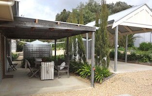 Milk & Honey Home - Geraldton Accommodation 5