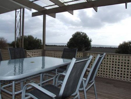 Nepean Bay Getaway - Geraldton Accommodation 1