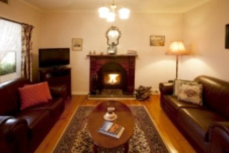 Trinity Cottage - Geraldton Accommodation 1