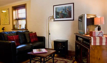 Strathlyn Bed And Breakfast - Geraldton Accommodation 2