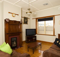 Semaphore Beach House - Geraldton Accommodation