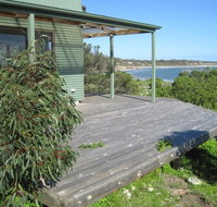 Wallaby Beach House - Geraldton Accommodation