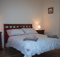 Post House Cottage - Geraldton Accommodation