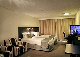 St Ives Hotel - Geraldton Accommodation 0