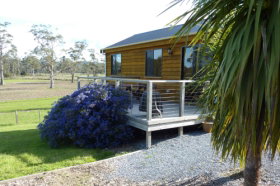 Hazelcreek Cottages - Geraldton Accommodation 0